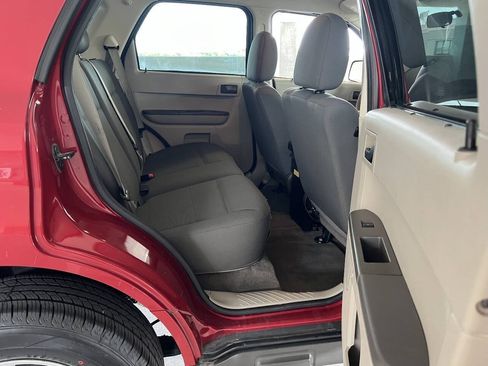 Used 2009 Ford Escape XLS AWD/4WD image 20