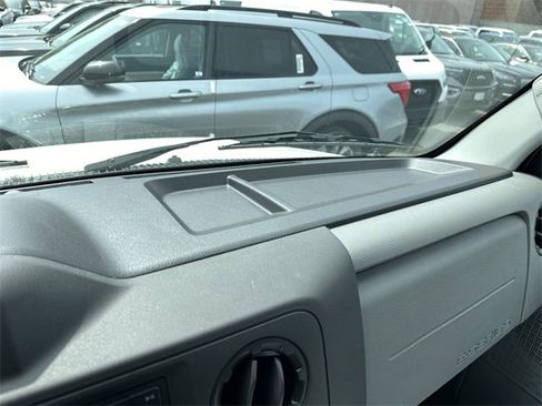 New 2024 Ford E-450 and Econoline 450 Super Duty w/ Power Windows & Locks Group image 44