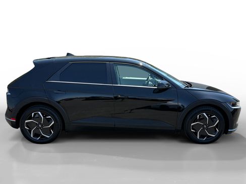 Certified 2024 Hyundai Ioniq 5 SEL RWD image 6