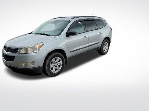 Used 2012 Chevrolet Traverse LS image 9