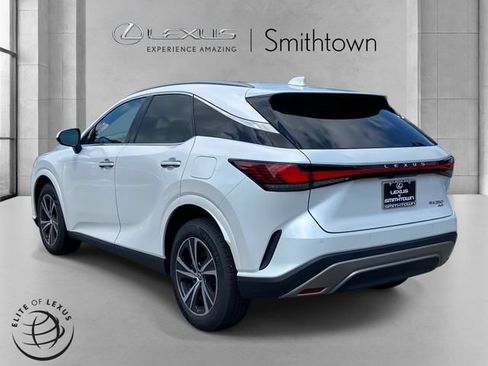 Used 2023 Lexus RX 350 Premium w/ Cold Area Package AWD/4WD image 7