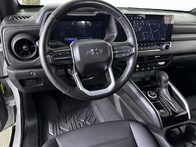 Used 2025 Chevrolet Colorado Trail Boss AWD/4WD image 21