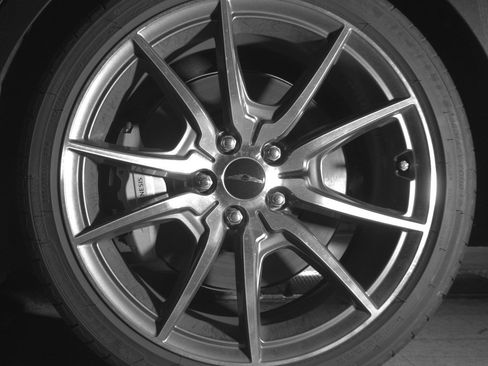 Used 2025 Genesis G70 2.5T image 14