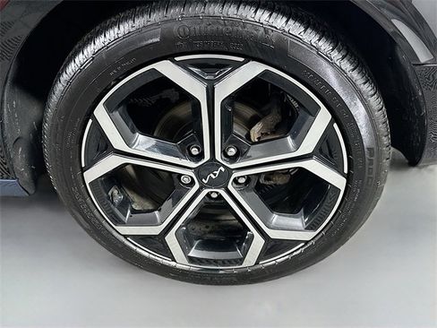 Used 2023 Kia Niro EX Touring image 33