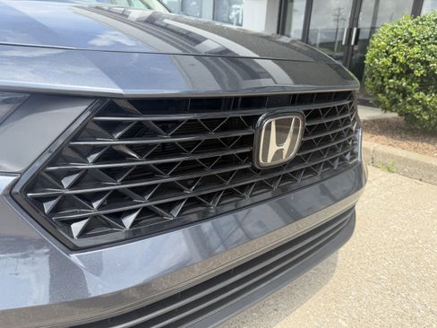 Used 2024 Honda Accord EX image 16