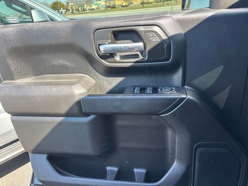 Used 2021 Chevrolet Silverado 1500 Custom Trail Boss w/ Safety Confidence Package image 16