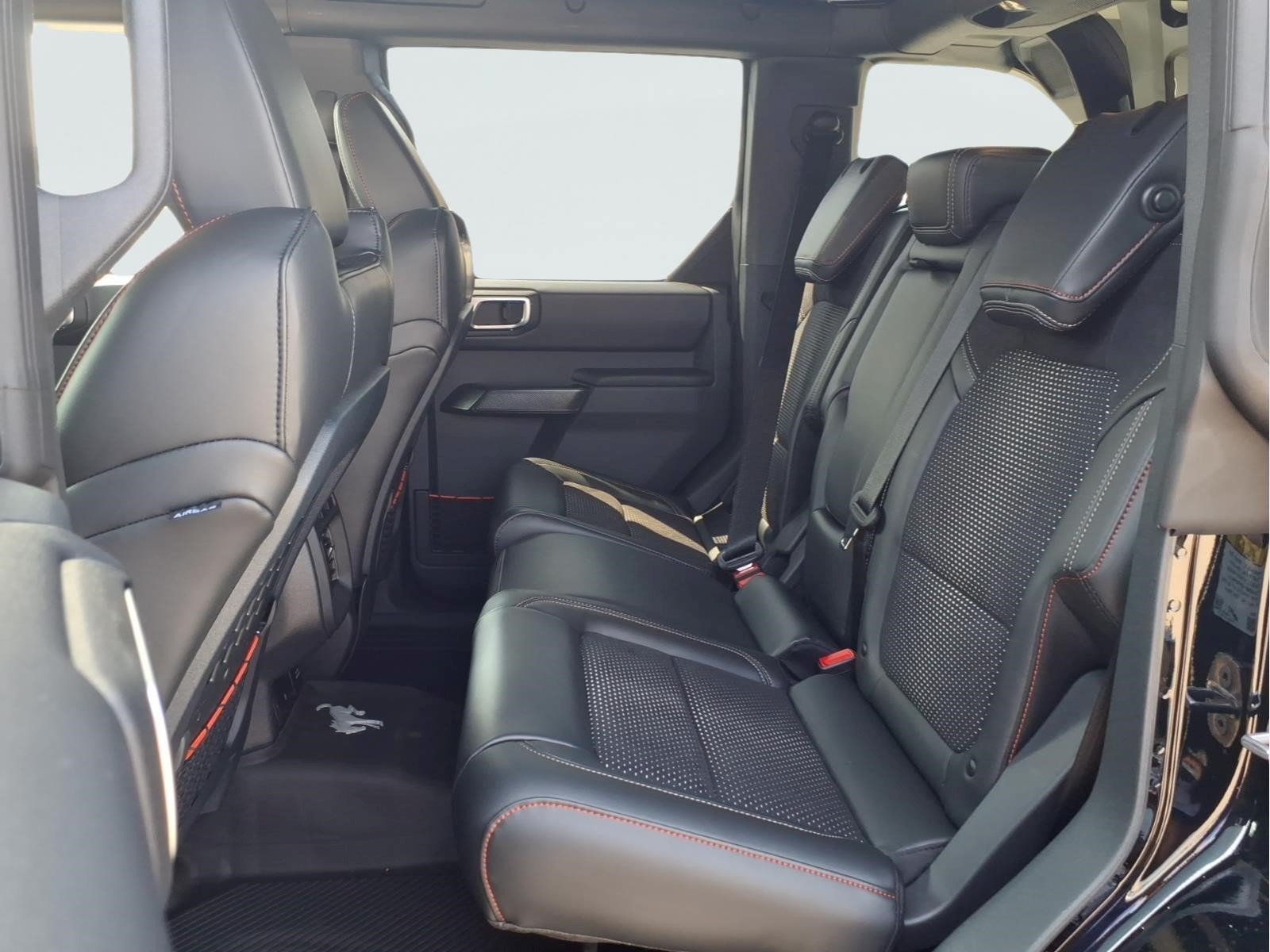 New 2026 Ford Bronco Raptor w/ Interior Carbon Fiber Pack AWD/4WD image 11