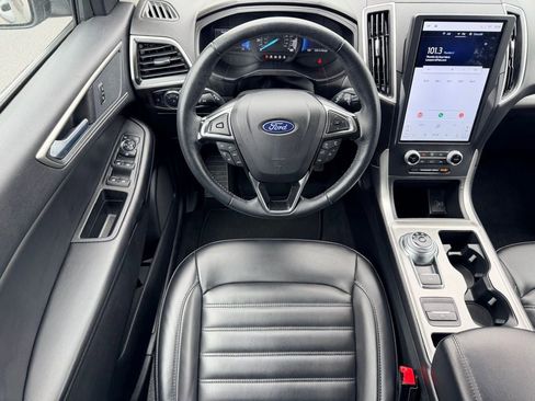 Certified 2024 Ford Edge SEL AWD/4WD image 17