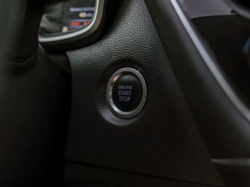 Used 2022 Toyota Corolla Hatchback image 23