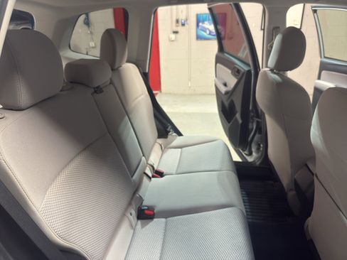 Used 2014 Subaru Forester 2.5i Premium w/ Protection Package #1 AWD/4WD image 26