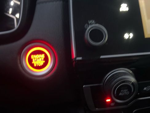 Used 2017 Honda CR-V EX image 29