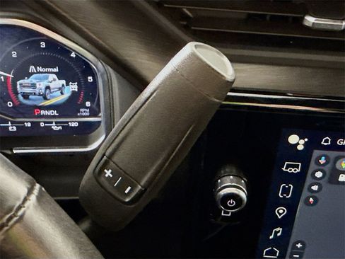 Used 2024 GMC Sierra 2500 AT4X image 10