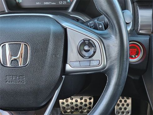 Used 2019 Honda Civic Touring image 28