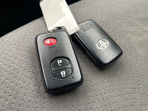 Used 2010 Toyota Prius Two FWD image 49