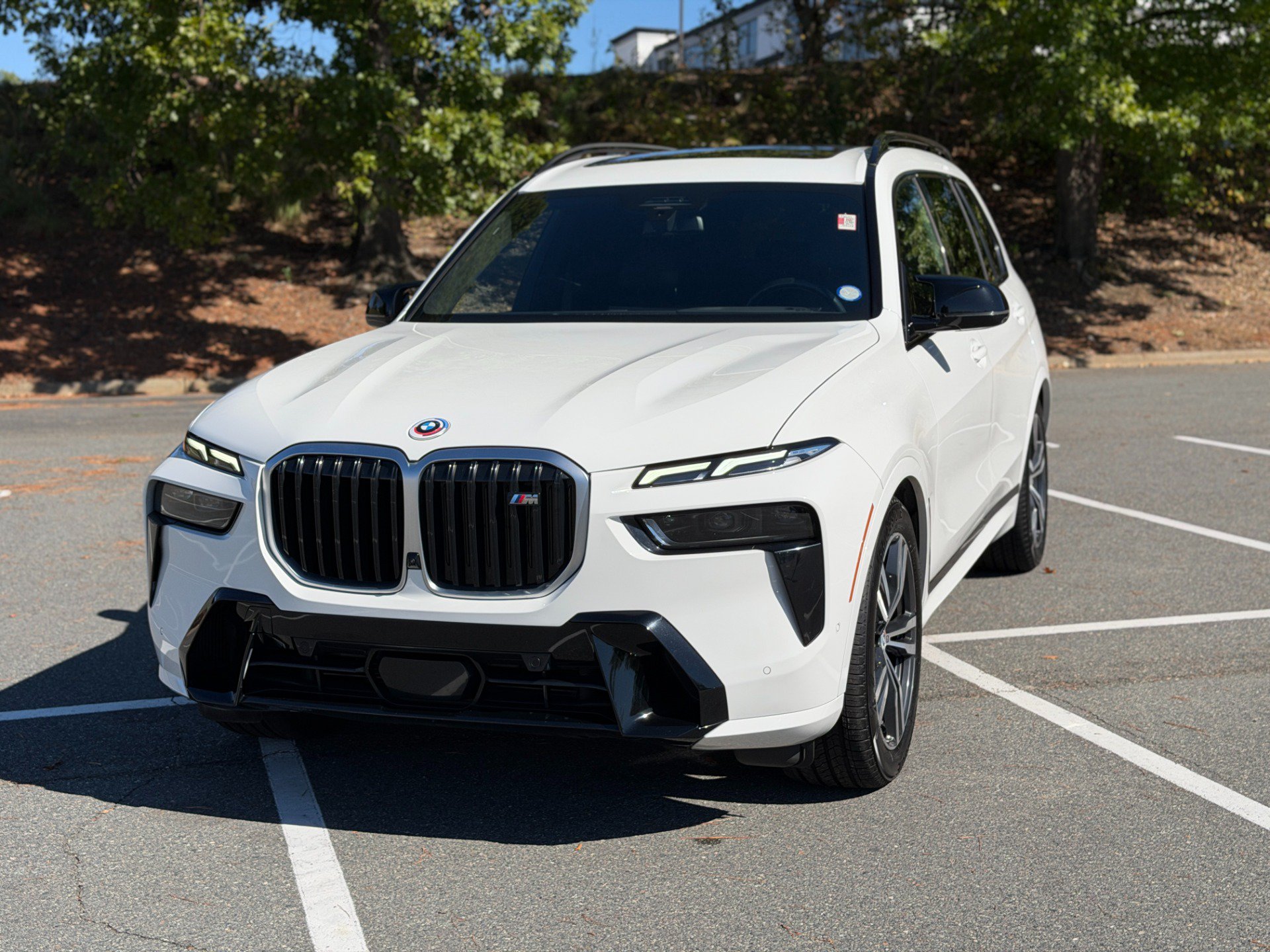 Used 2023 BMW X7 M60i AWD/4WD image 3