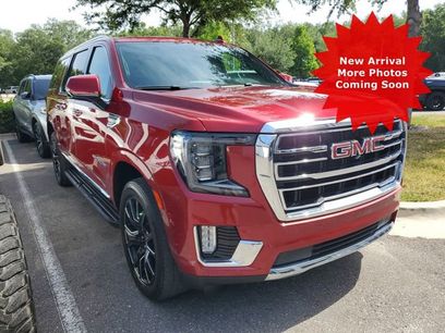 Used 2023 GMC Yukon XL SLT w/ SLT Premium Package