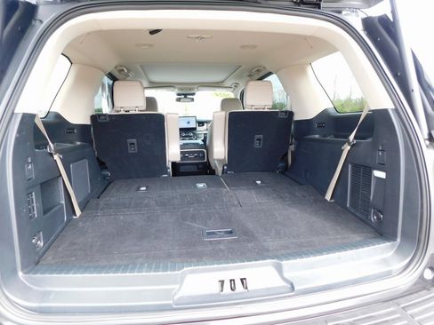 Used 2024 Ford Expedition Limited image 28