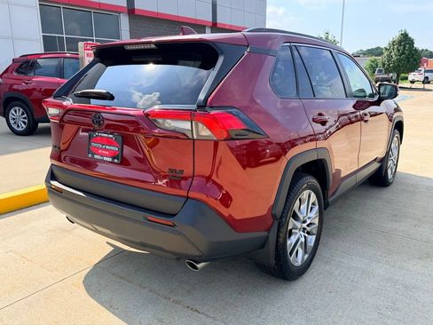 Used 2023 Toyota RAV4 XLE Premium AWD/4WD image 4