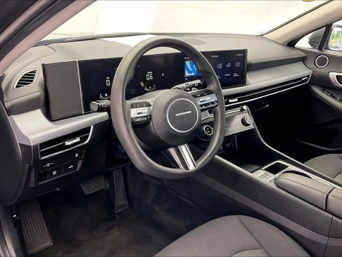 Used 2025 Hyundai Sonata SEL FWD image 13