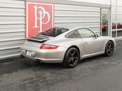 Used 2005 Porsche 911 Carrera image 35