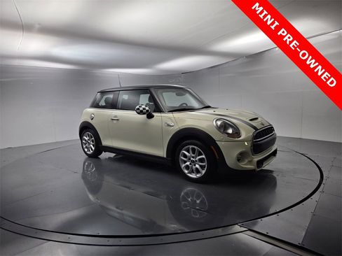 Used 2015 MINI Cooper S image 25