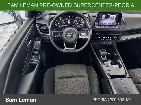 Used 2024 Nissan Rogue SV FWD image 20