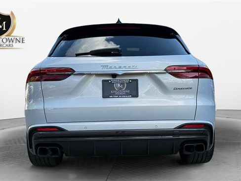 Used 2023 Maserati Grecale Trofeo AWD/4WD image 4