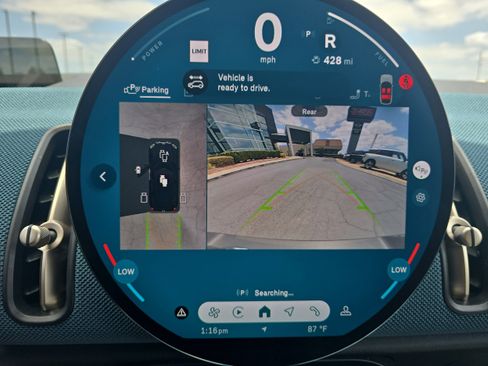 Used 2025 MINI Cooper Countryman S w/ Comfort Package Max image 21