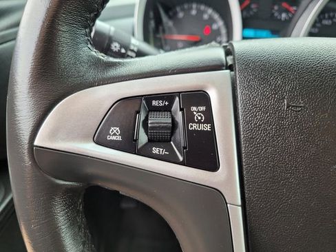 Used 2016 Chevrolet Equinox LT w/ Convenience Package image 28