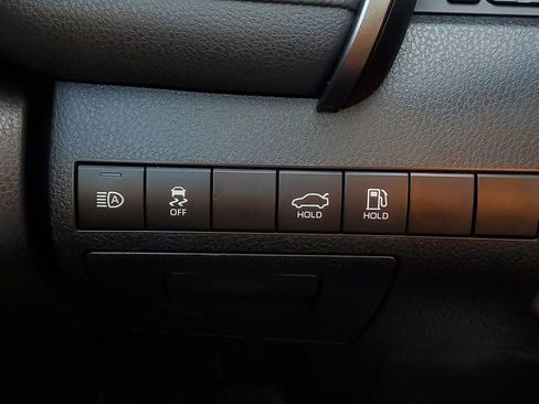 Used 2022 Toyota Camry LE image 13