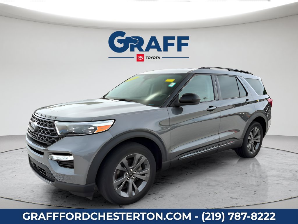 Used 2023 Ford Explorer XLT w/ Equipment Group 202A AWD/4WD image 12