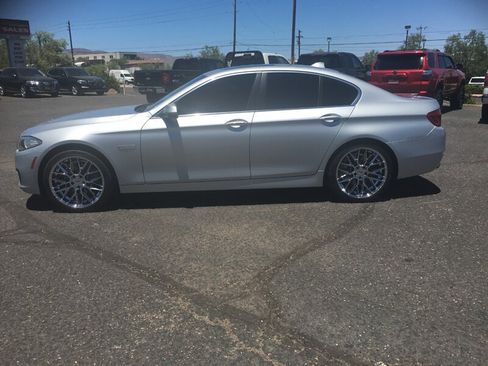 Used 2015 BMW 528i Sedan RWD image 5