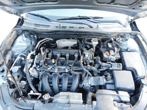 Used 2015 MAZDA MAZDA3 i Sport image 11