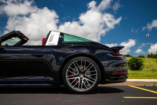 Used 2024 Porsche 911 Targa 4S AWD/4WD image 28