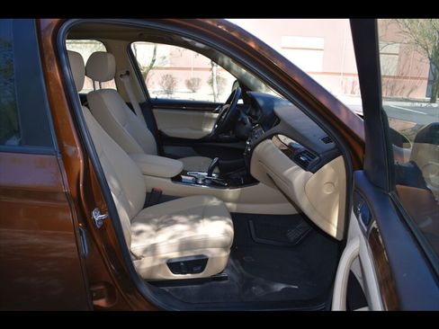 Used 2017 BMW X3 xDrive28i AWD/4WD image 33