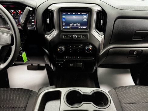 Used 2020 Chevrolet Silverado 1500 Custom Trail Boss w/ Custom Convenience Package image 20