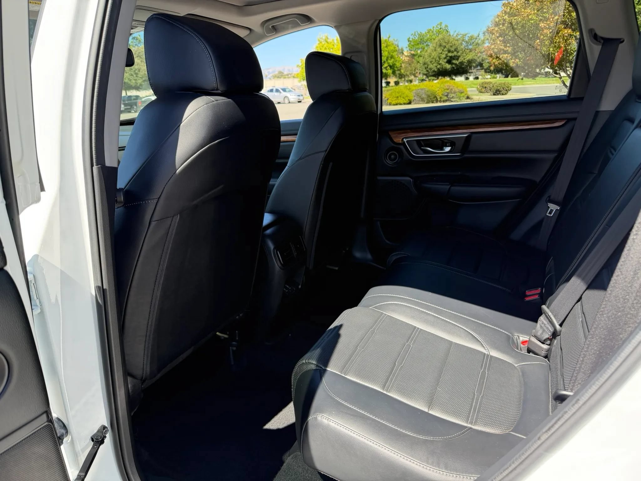 Used 2022 Honda CR-V EX-L image 12