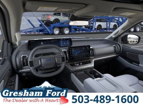 New 2026 Ford Expedition Platinum image 10