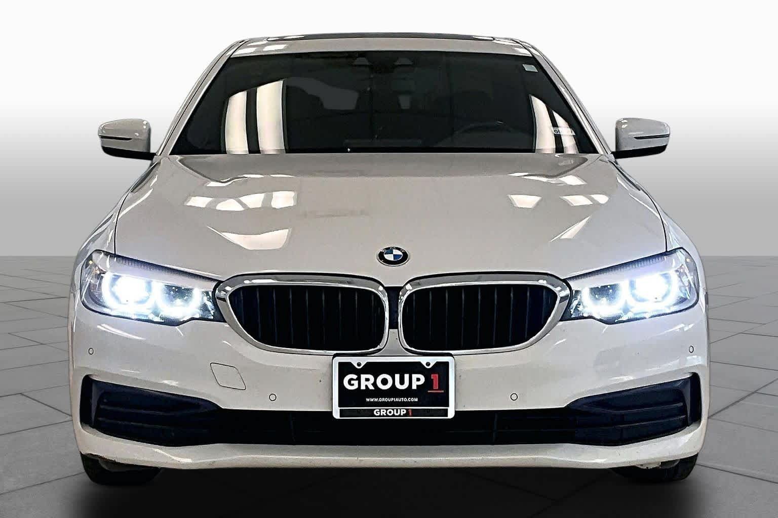 Used 2019 BMW 530i w/ Convenience Package RWD image 3