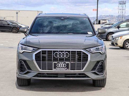 Used 2023 Audi Q3 2.0T Premium Plus w/ Premium Plus Package AWD/4WD image 2