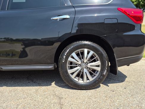 Used 2017 Nissan Pathfinder S FWD image 31