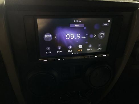 Used 2010 Jeep Wrangler Sport AWD/4WD image 21