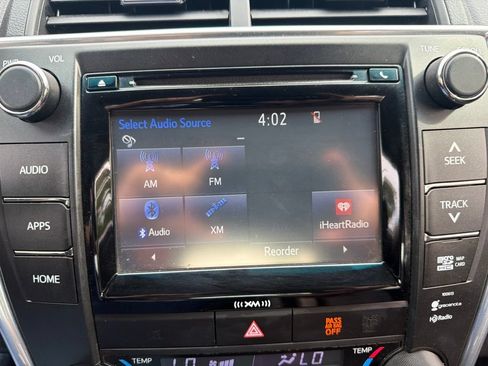 Used 2016 Toyota Camry XLE w/ Moonroof Package FWD image 27