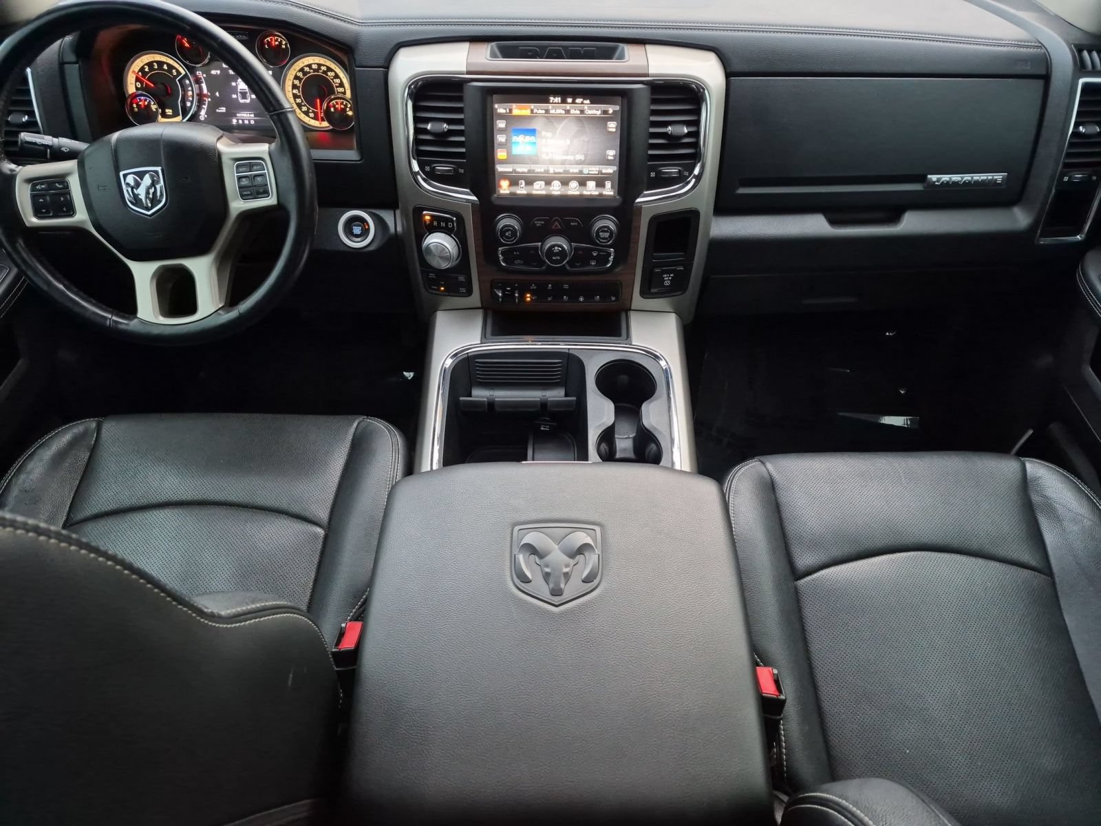 Used 2017 RAM 1500 Laramie w/ Convenience Group AWD/4WD image 30