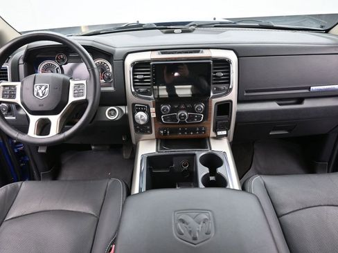 Used 2014 RAM 1500 Laramie w/ Convenience Group image 16