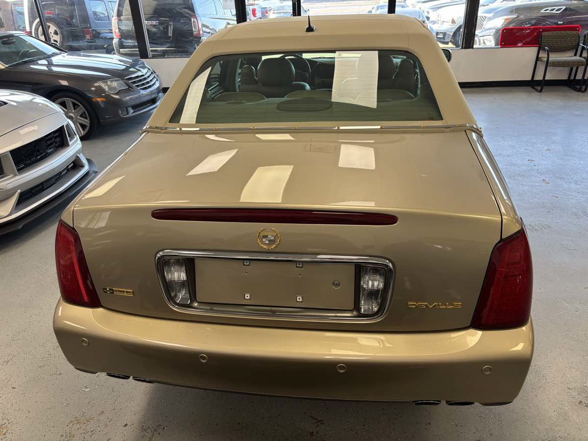 Used 2005 Cadillac De Ville FWD image 10