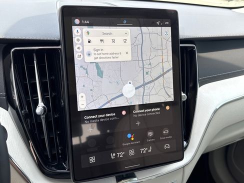 New 2026 Volvo XC60 B5 Ultra w/ Protection Package Premier image 15