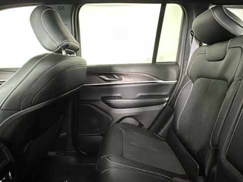 New 2026 Jeep Grand Cherokee Laredo image 13