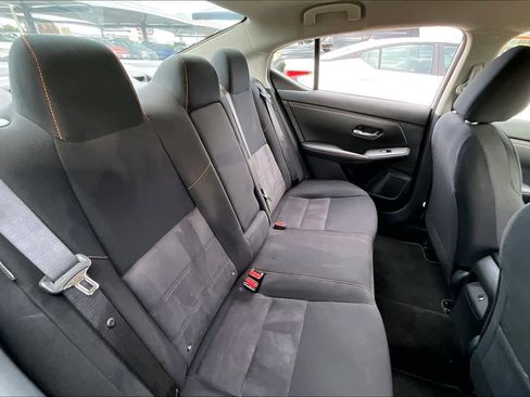 Used 2025 Nissan Sentra SR image 19