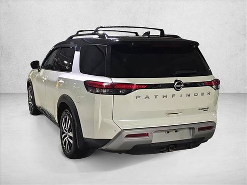 Used 2022 Nissan Pathfinder Platinum w/ Cargo Package AWD/4WD image 7